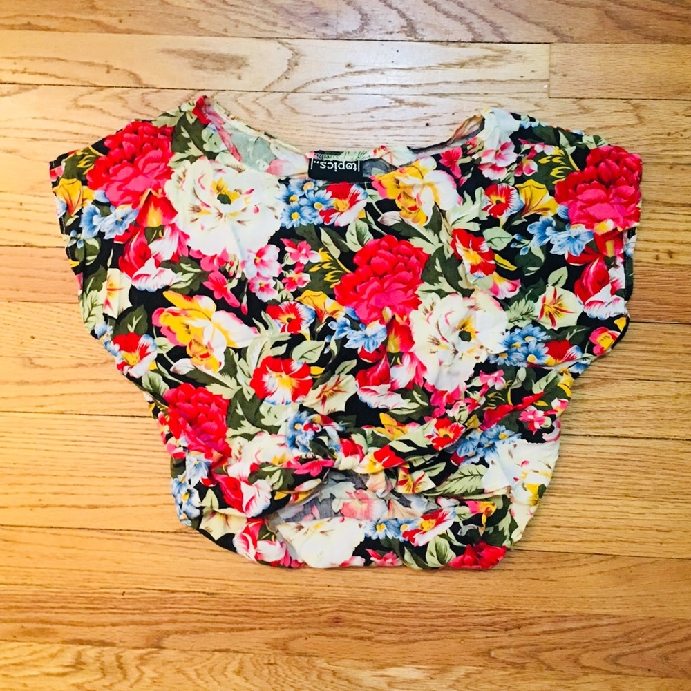 Vintage Floral Soft Short Sleeve Crop Top
